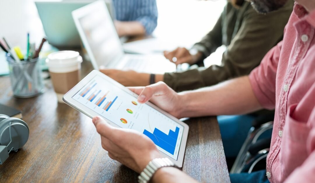 Google Ads vs. Social Media: Where Should You Invest If You Want Real Results?
